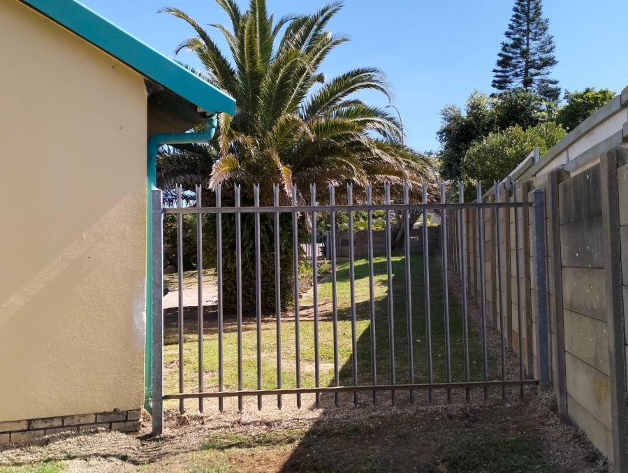 3 Bedroom Property for Sale in Dana Bay Western Cape